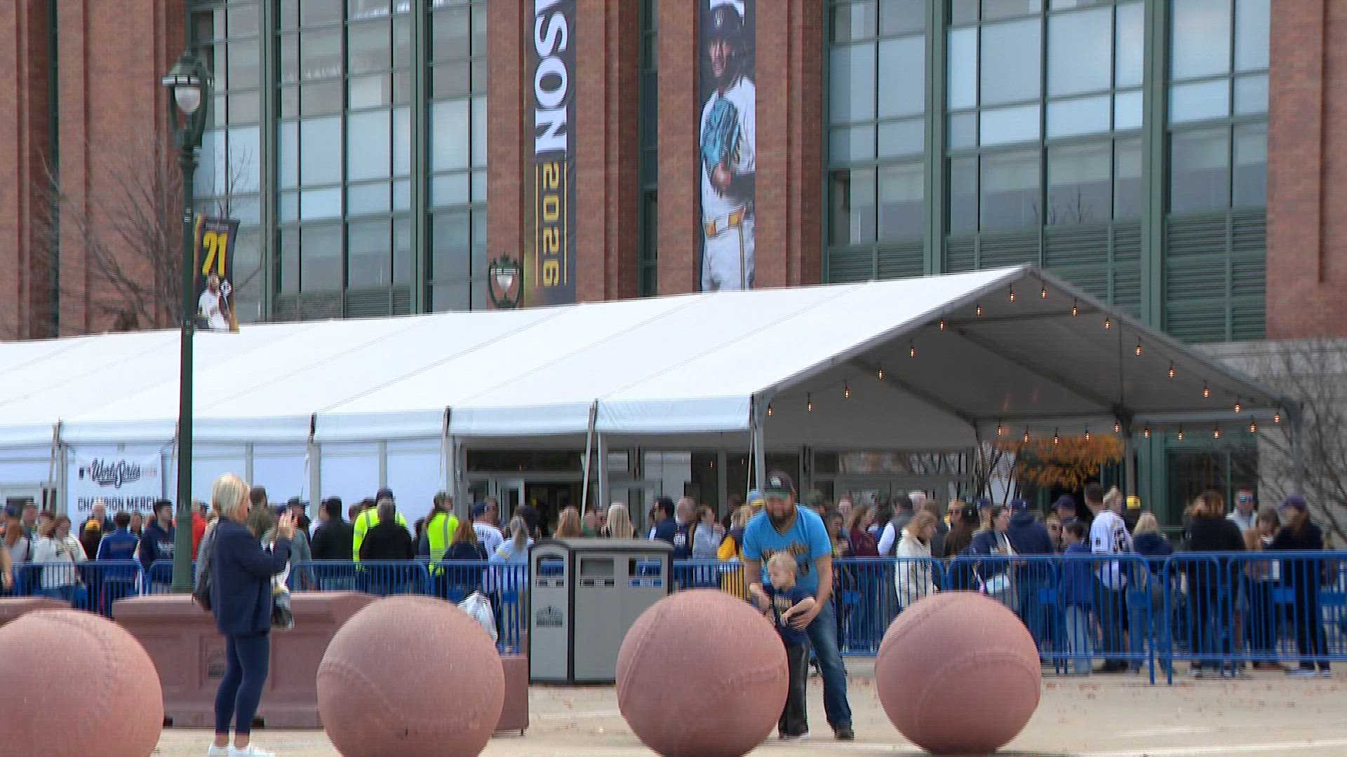 Brewers fans rush to buy World Series merchandise after historic win — Elm Grove Business news