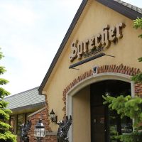 We did it! Sprecher celebrates our Milwaukee Brewers’ historic World Championship with free beer and soda — Elm Grove Dining news
