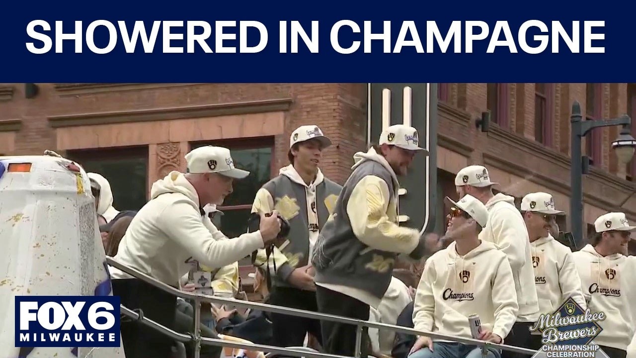 Milwaukee Brewers shower fans in champagne at championship parade — Elm Grove Community news