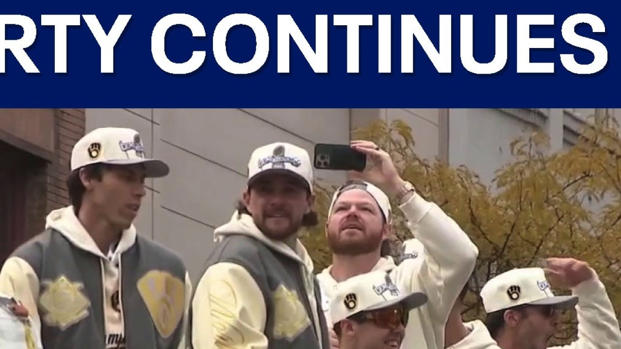 Milwaukee bars ready for crowd surge after Brewers parade — Elm Grove Community news